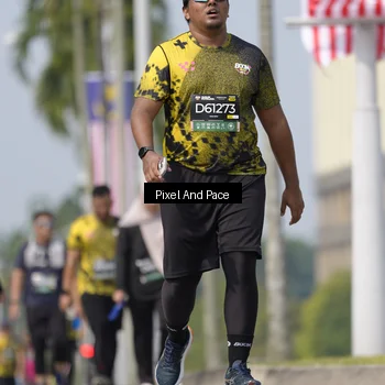 Runner Photo 6549922