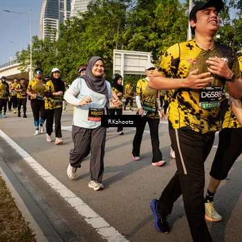 Runner Photo 6550012