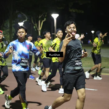 Runner Photo 6550039