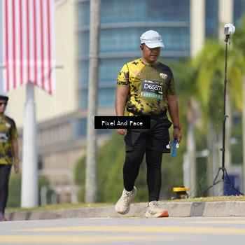 Runner Photo 6550062