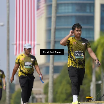 Runner Photo 6550072