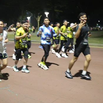 Runner Photo 6550074