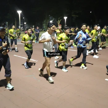 Runner Photo 6550105