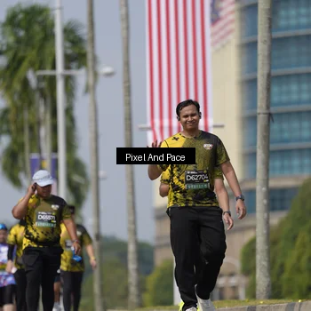 Runner Photo 6550125