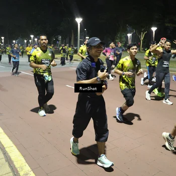 Runner Photo 6550131