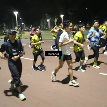 Runner Photo 6550170