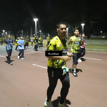 Runner Photo 6550171