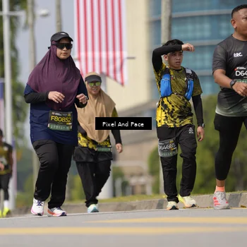 Runner Photo 6550267