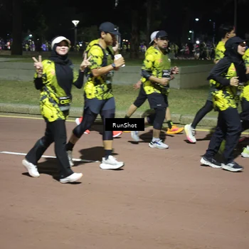 Runner Photo 6550450