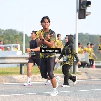 Runner Photo 6550582