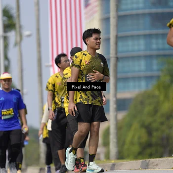Runner Photo 6550614