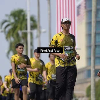 Runner Photo 6550630