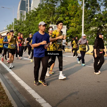 Runner Photo 6550645