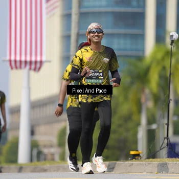Runner Photo 6550662