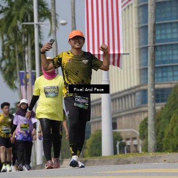 Runner Photo 6550886