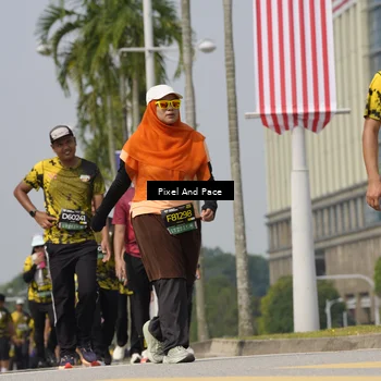 Runner Photo 6550929