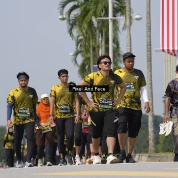 Runner Photo 6550978