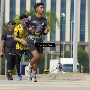 Runner Photo 6551039