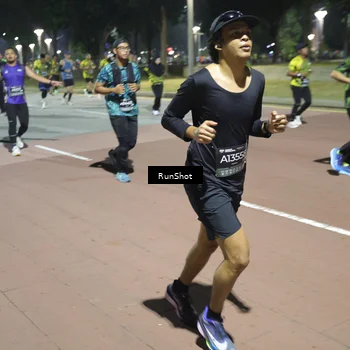Runner Photo 6551045