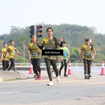 Runner Photo 6551050