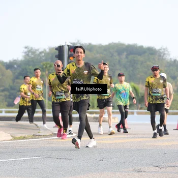 Runner Photo 6551061