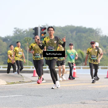 Runner Photo 6551065