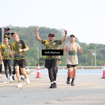 Runner Photo 6551100