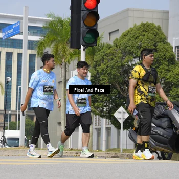 Runner Photo 6551111