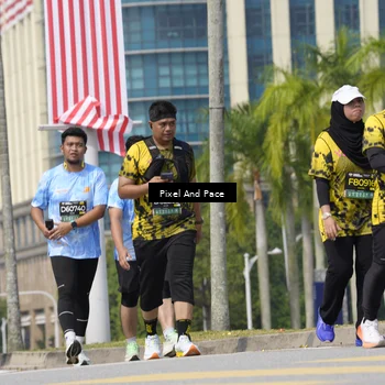 Runner Photo 6551112