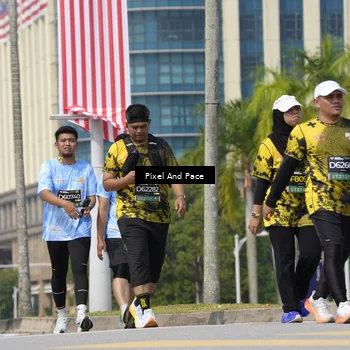 Runner Photo 6551115