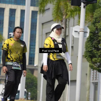 Runner Photo 6551173