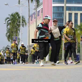 Runner Photo 6551295