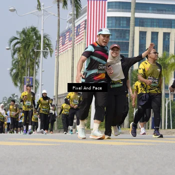 Runner Photo 6551299