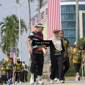 Runner Photo 6551333