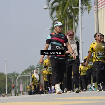 Runner Photo 6551370