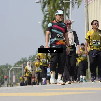 Runner Photo 6551387