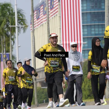 Runner Photo 6551401