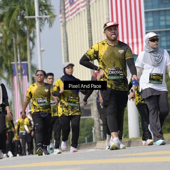 Runner Photo 6551412