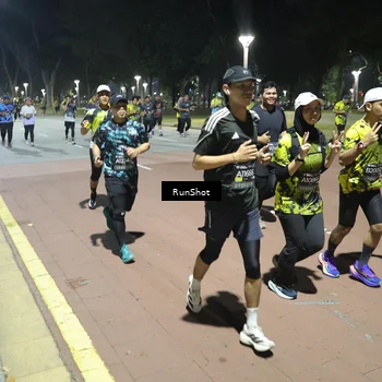 Runner Photo 6551415