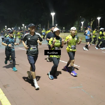Runner Photo 6551424