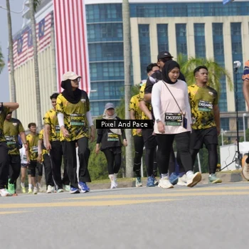 Runner Photo 6551515