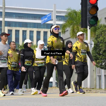Runner Photo 6551572