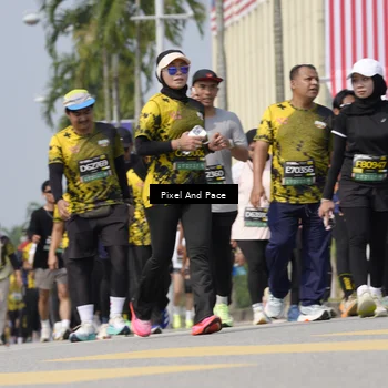 Runner Photo 6551644