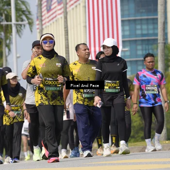 Runner Photo 6551649