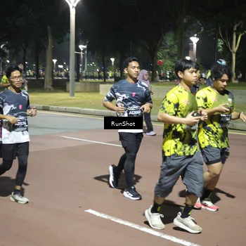 Runner Photo 6551671