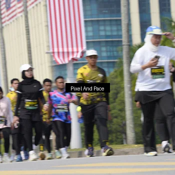 Runner Photo 6551675