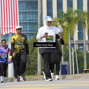 Runner Photo 6551679