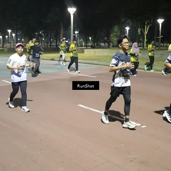 Runner Photo 6551703