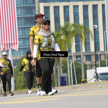 Runner Photo 6551704