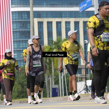 Runner Photo 6551795
